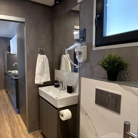 Mobile House Ema *