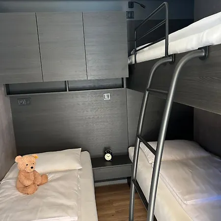 Mobile House Ema Apartmán *